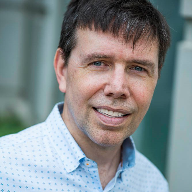 Richard Shea headshot